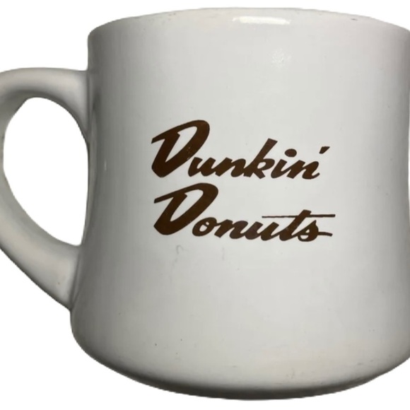Dunkin Donuts discontinued 10 Oz coffee Mug - Picture 2 of 4